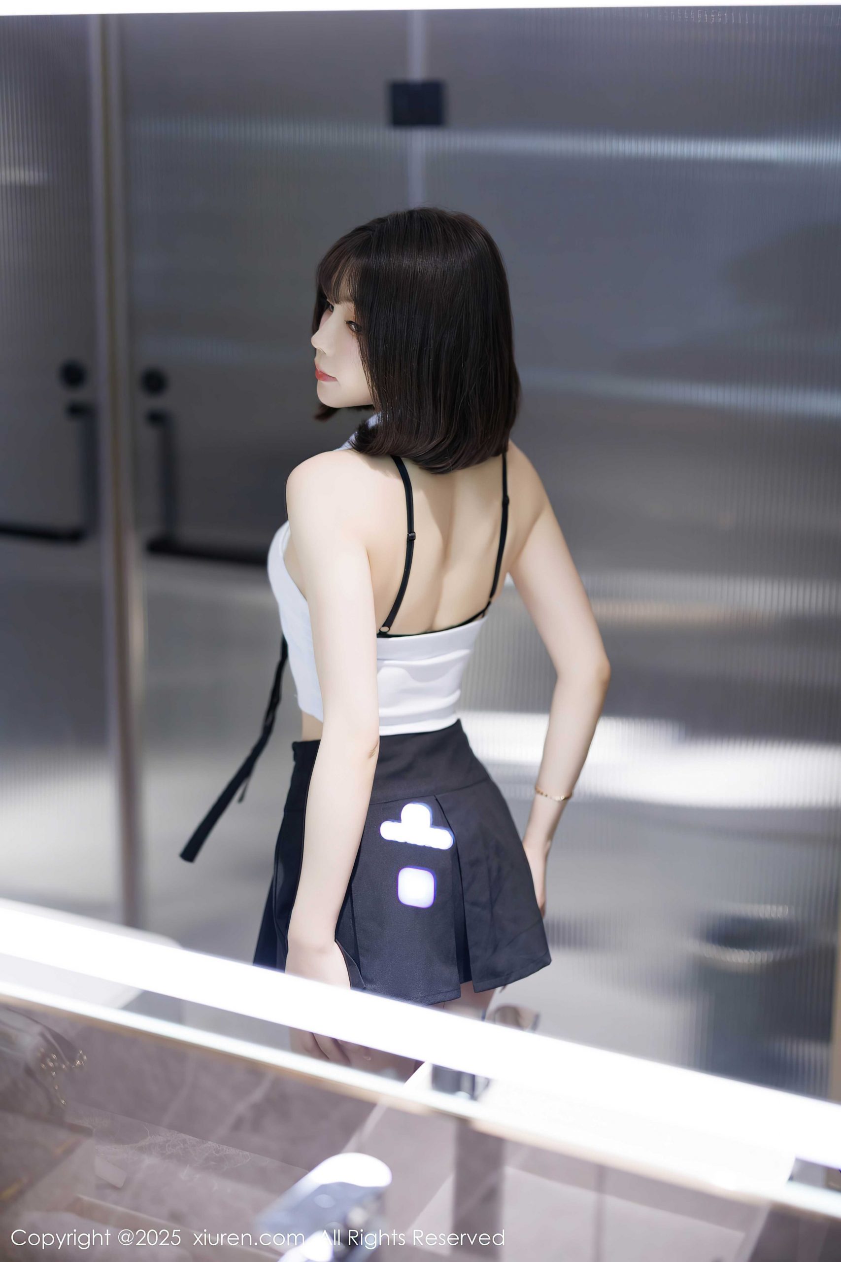 图片[2]-女神徐莉芝Booty性感白色上衣配黑色短裙秀曼妙身姿[82+660MB]-妖域映画